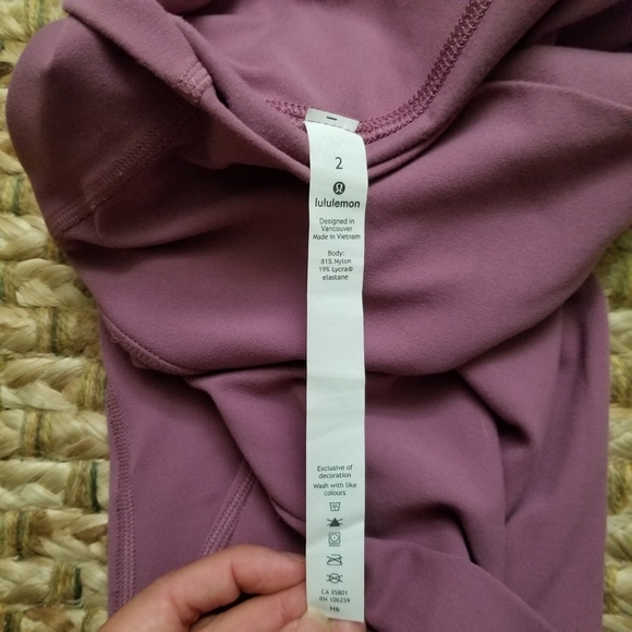LULULEMON Vintage Plum Align Leggings 25" Sz 2 - Picture 2 of 8